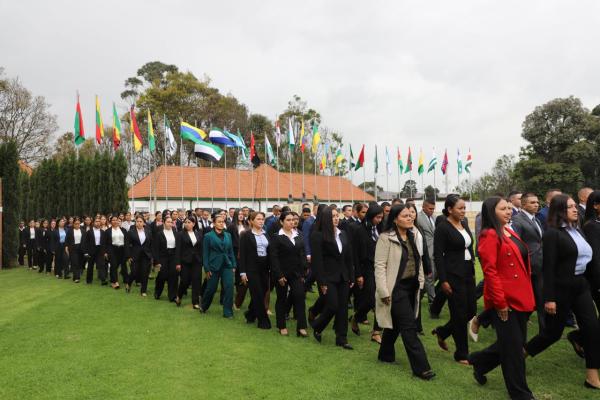 Nuevos estudiantes a la Escuela de Cadetes de Policía General Santander