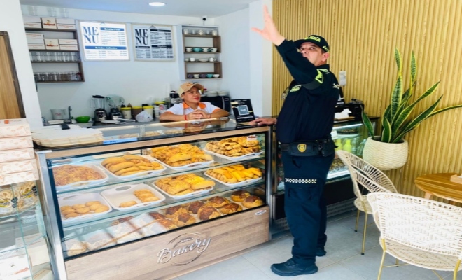 La Subteniente Andrea Ibañez lideró una jornada educativa para promover la autoprotección, la denuncia oportuna y el uso adecuado de los canales de atención policial.