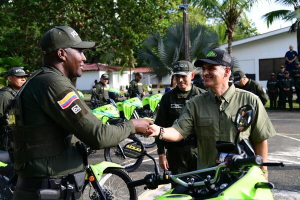 GOBERNADOR- ANTIOQUIA- ENTREGA -MOTOCICLETAS