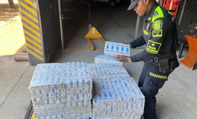 En operativo conjunto con el Ejército Nacional, fueron aprehendidas 239.360 unidades de cigarrillos ilegales avaluadas en 175 millones de pesos.