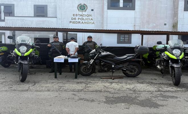 Incautan_base_de_coca_en_Nariño