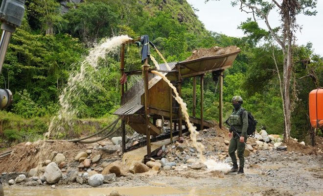Minería ilegal modalidad cielo abierto