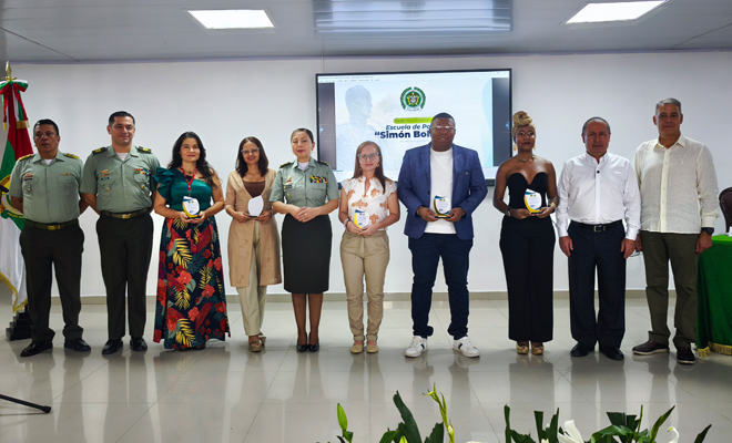 Representantes de la red de investigación Tuluá recibieron reconocimiento