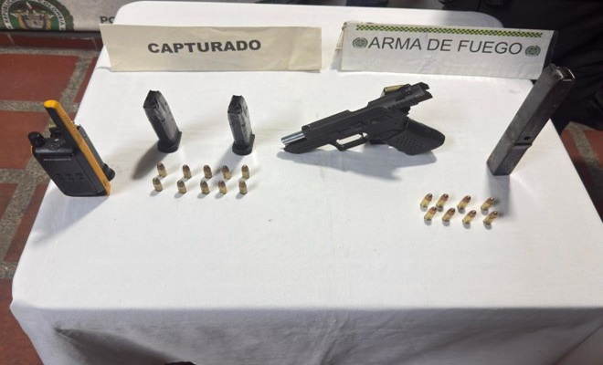 Elementos incautados durante el procedimiento