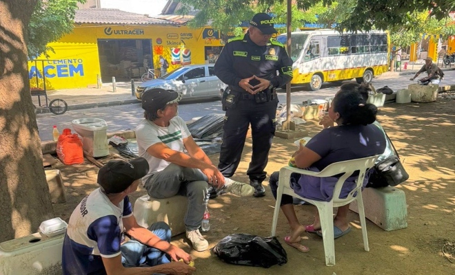Con un mensaje de autoprotección y trabajo conjunto, llegamos al corazón del barrio Centro para fortalecer la seguridad del sector comercial y prevenir el hurto.