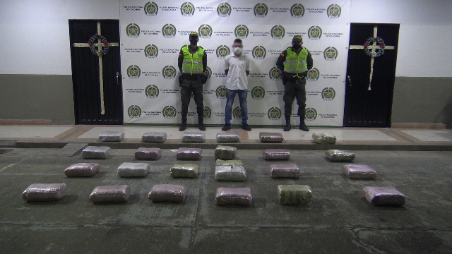 Capturamos-un-hombre-relacionado-con-esta-actividad-ilícita-en-el-barrio-San-Joaquín-del-municipio-de-Pereira    