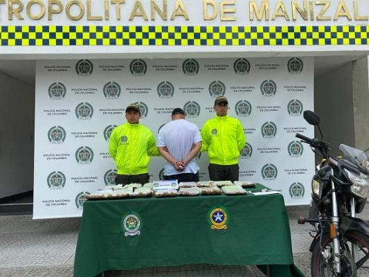Transportaba 15 libras de marihuana