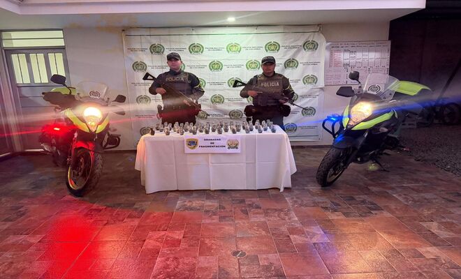 Polic&iacute;as incautan granadas de fragmentaci&oacute;n en Ipiales