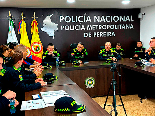 Más de 3.000 elementos de dotación, mantenimiento de armas, revisiones logísticas y mejoras en infraestructura fueron entregados durante el despliegue institucional.