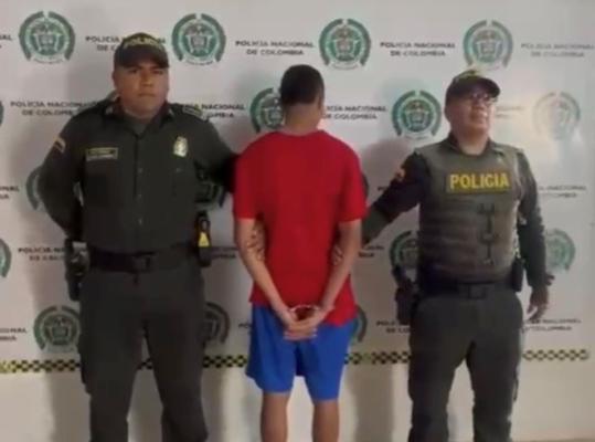 Capturado individuo por porte ilegal de arma de fuego en el barrio San Pedro